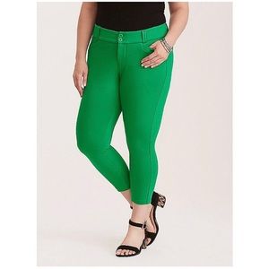 Torrid ponte pants Kelley green size 20 BRAND NEW